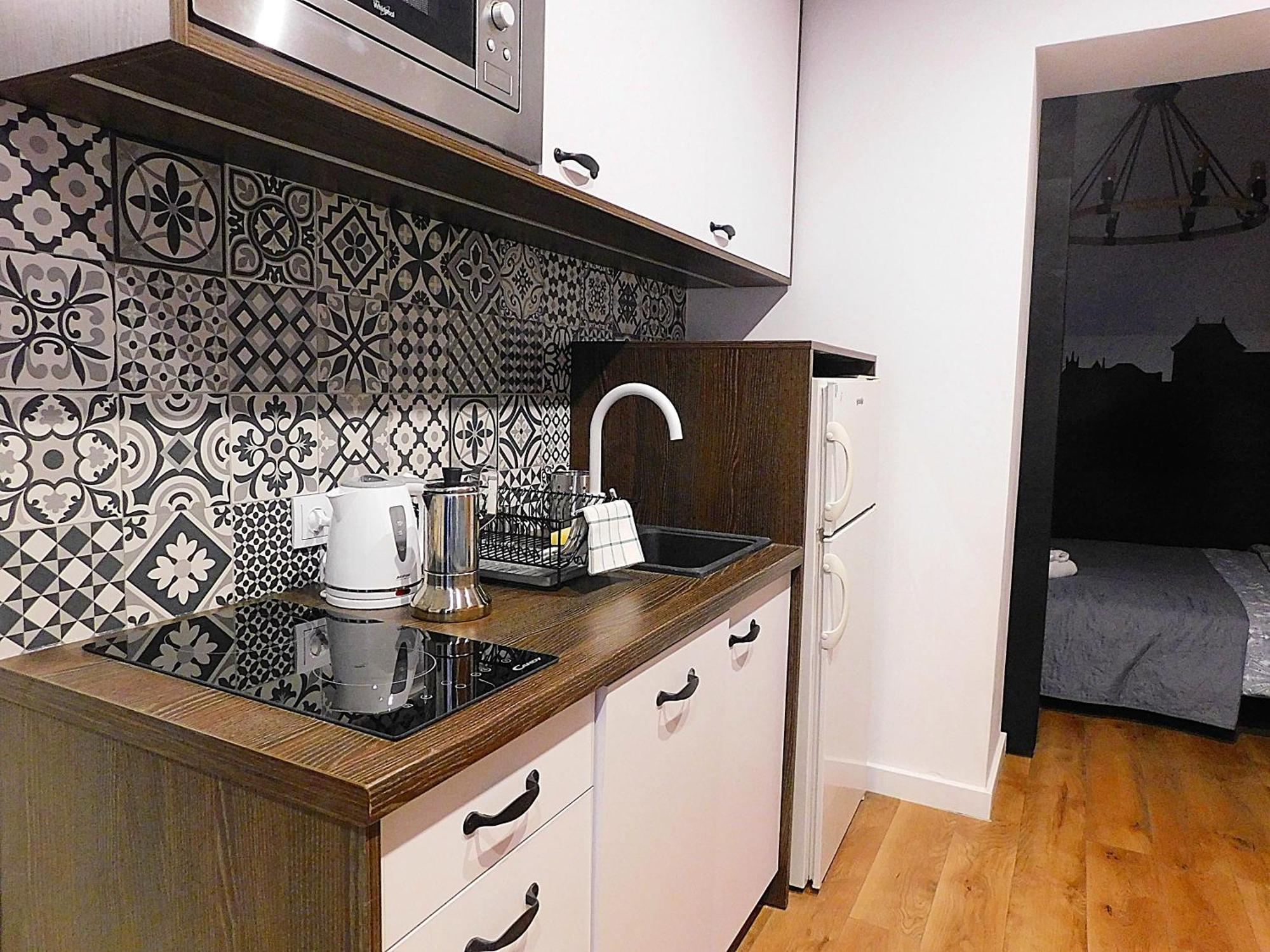Baj No1 & No2 Apartment *